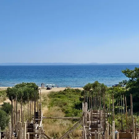 Windfall Luxury House