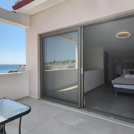 Windfall Luxury House Γερακινή