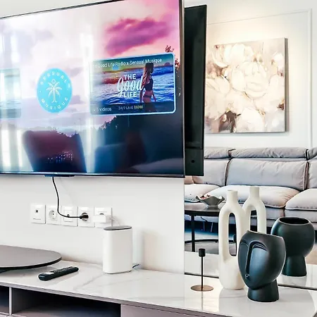 Windfall Luxury House * Γερακινή