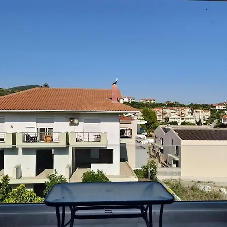 Windfall Luxury House Γερακινή