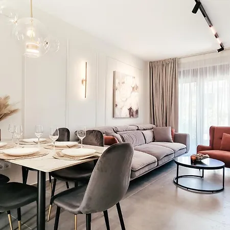 Windfall Luxury House * Γερακινή